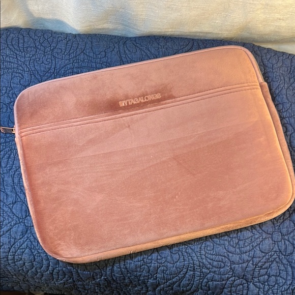 Mytagalong Pink Velvet Tablet Sleeve - Picture 1 of 4